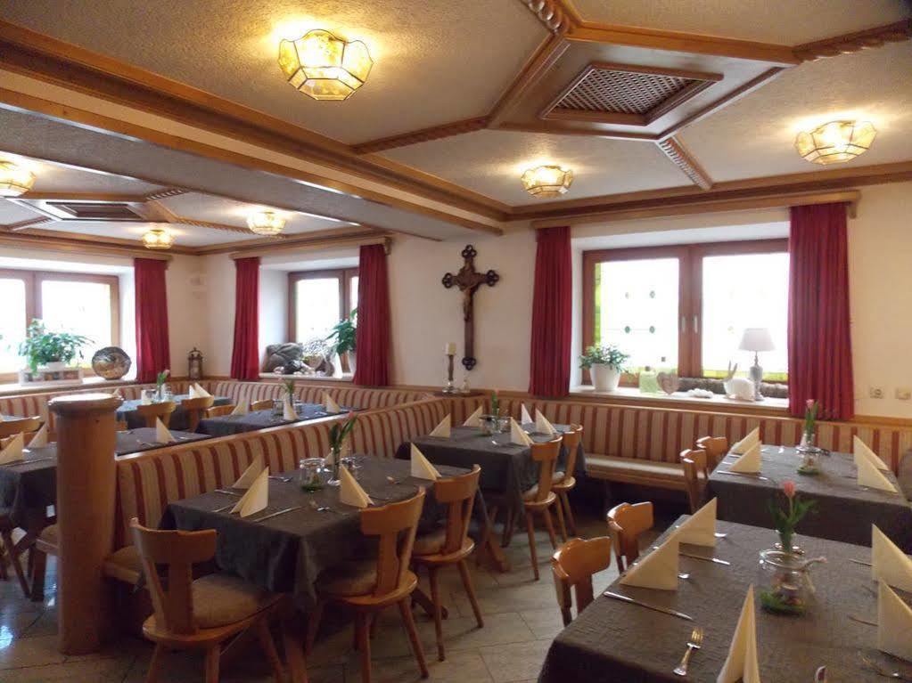 Bayerische Gastwirtschaft Dimpfl-Stadl Lam Bagian luar foto